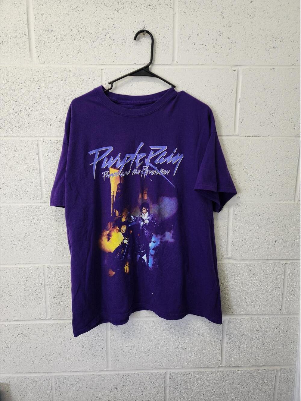 Size L Purple Rain Prince and the Revolution Graphic T-Shirt